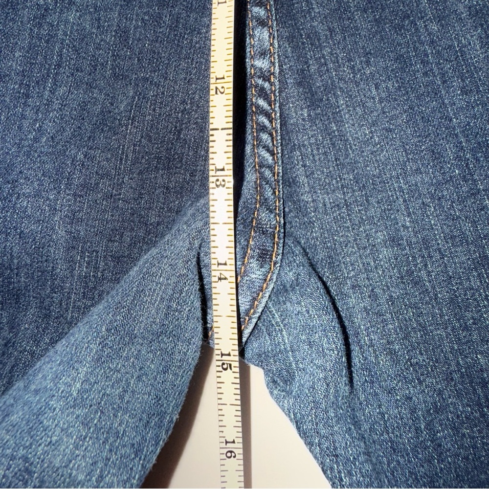 Wrangler Authentics Regular Fit Straight Leg Blue Jeans Men's 38-32 - Picture 10 of 12